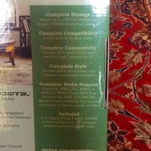 LCD Digital Photo Frame (8 inch) - Picture 6 of 7